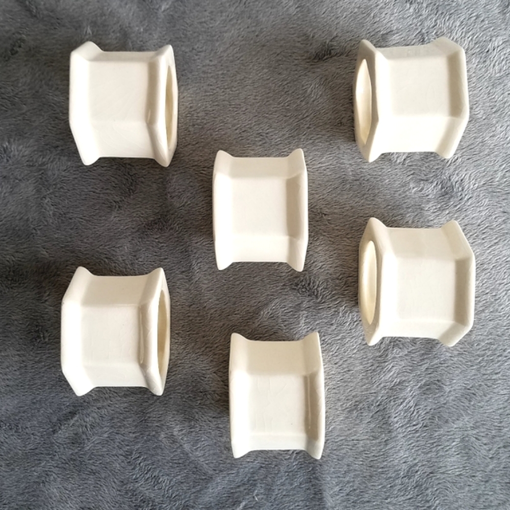 Mid-Century Modern Porcelain French Napkin Rings - Picture 12 of 13